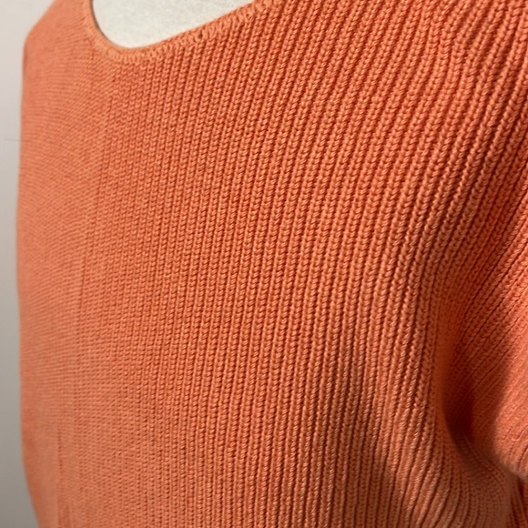 Pierre Cardin sleeveless sweater - Picture 2 of 8